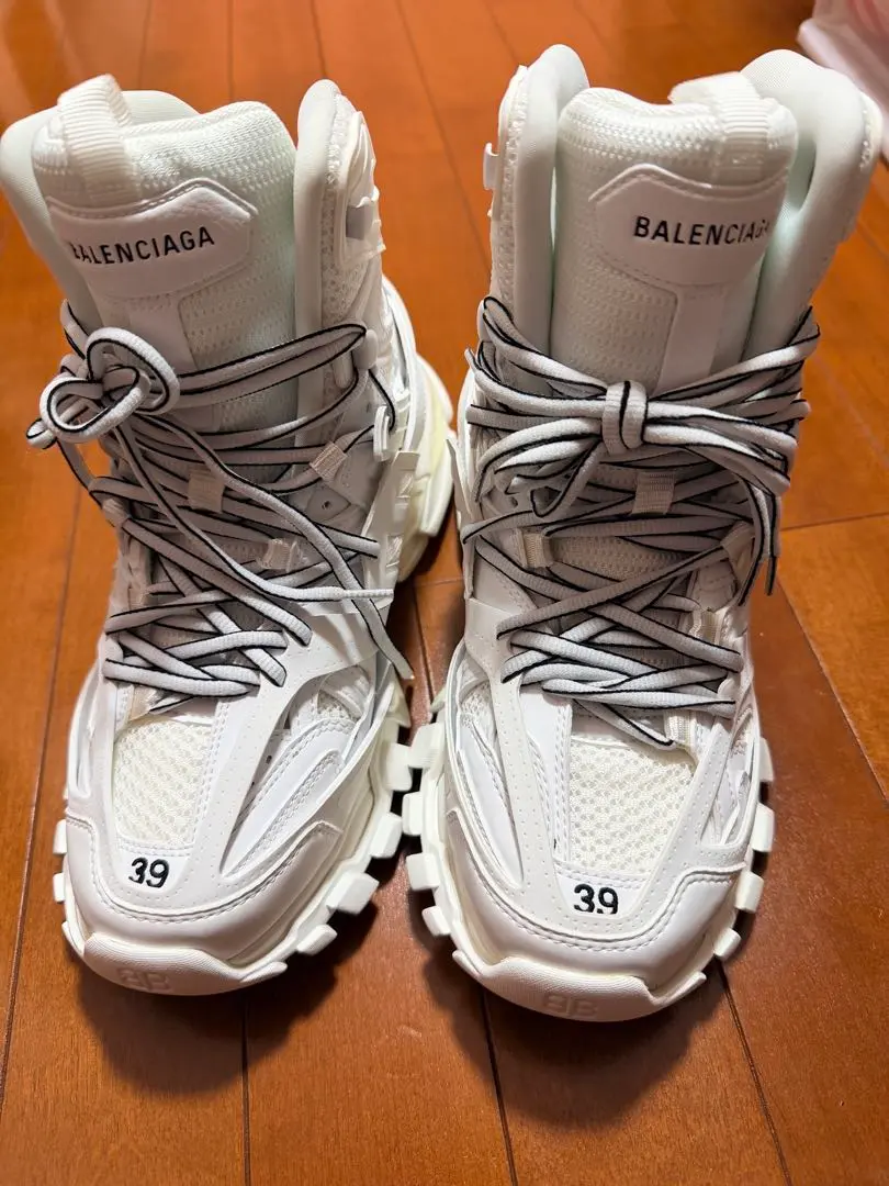 2026年最新】balenciaga track hikeの人気アイテム - メルカリ