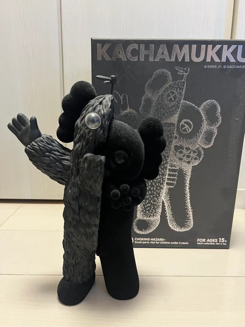2026年最新】KAWS KACHAMUKKUの人気アイテム - メルカリ