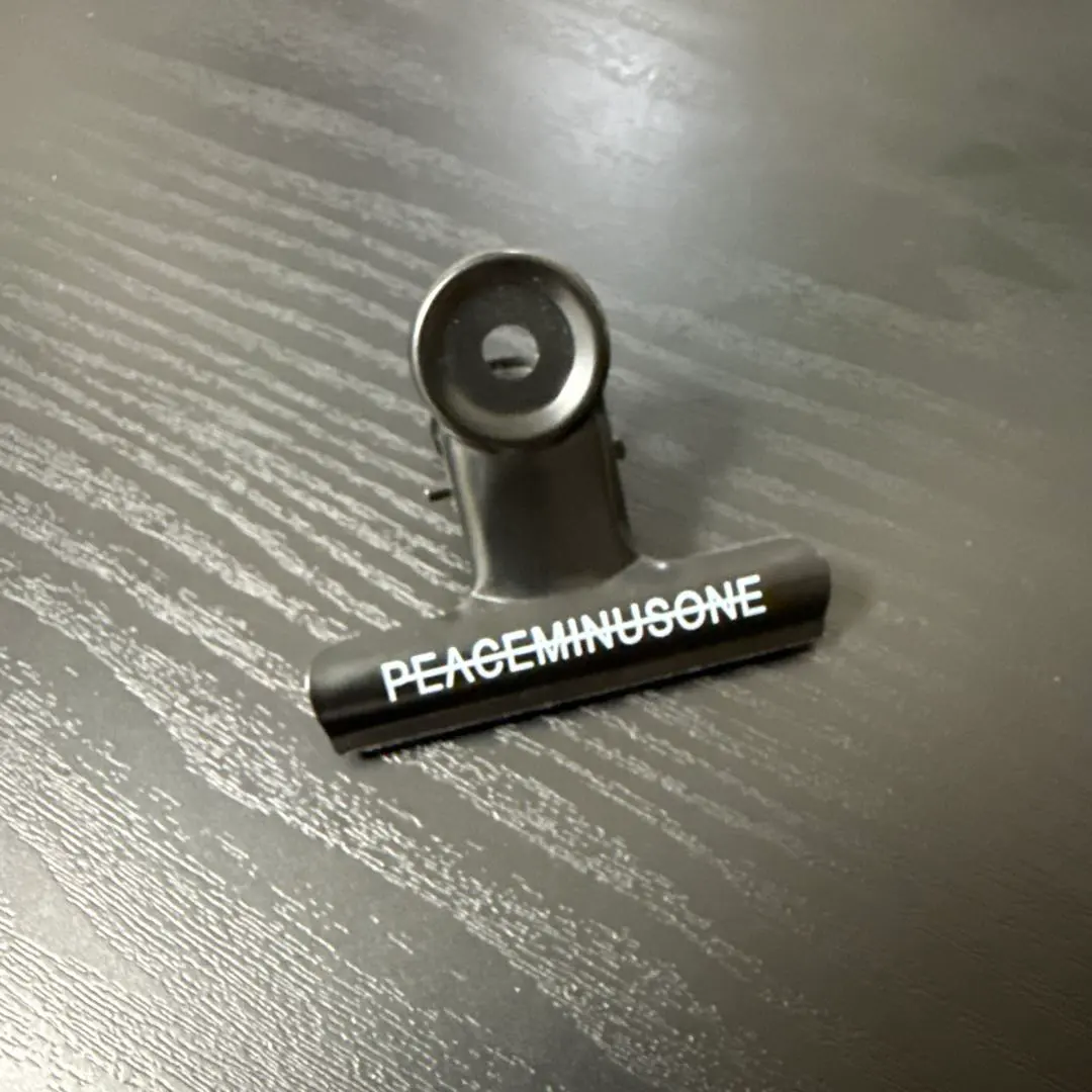 2026年最新】peaceminusone クリップの人気アイテム - メルカリ