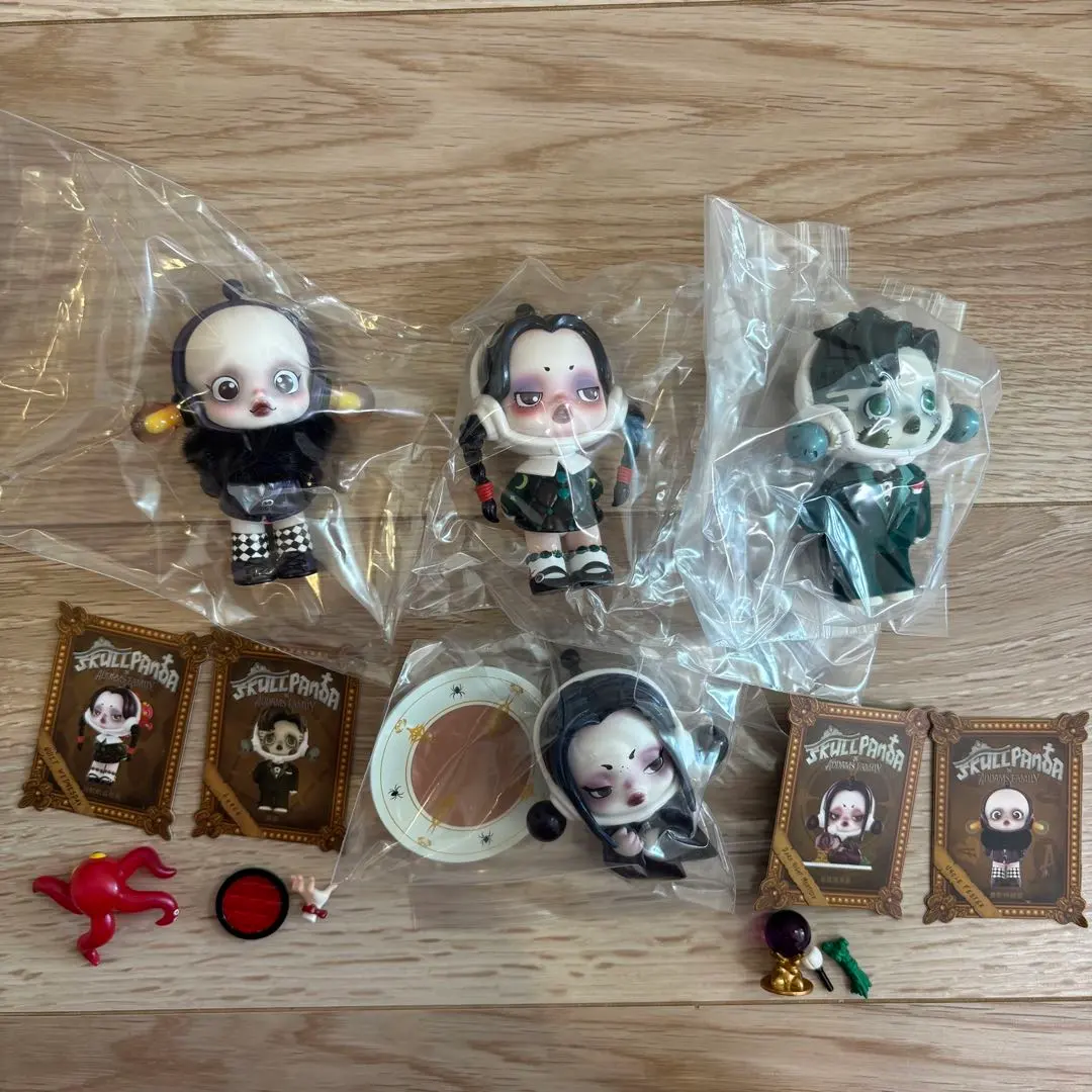 2026年最新】skullpanda the addams familyの人気アイテム - メルカリ