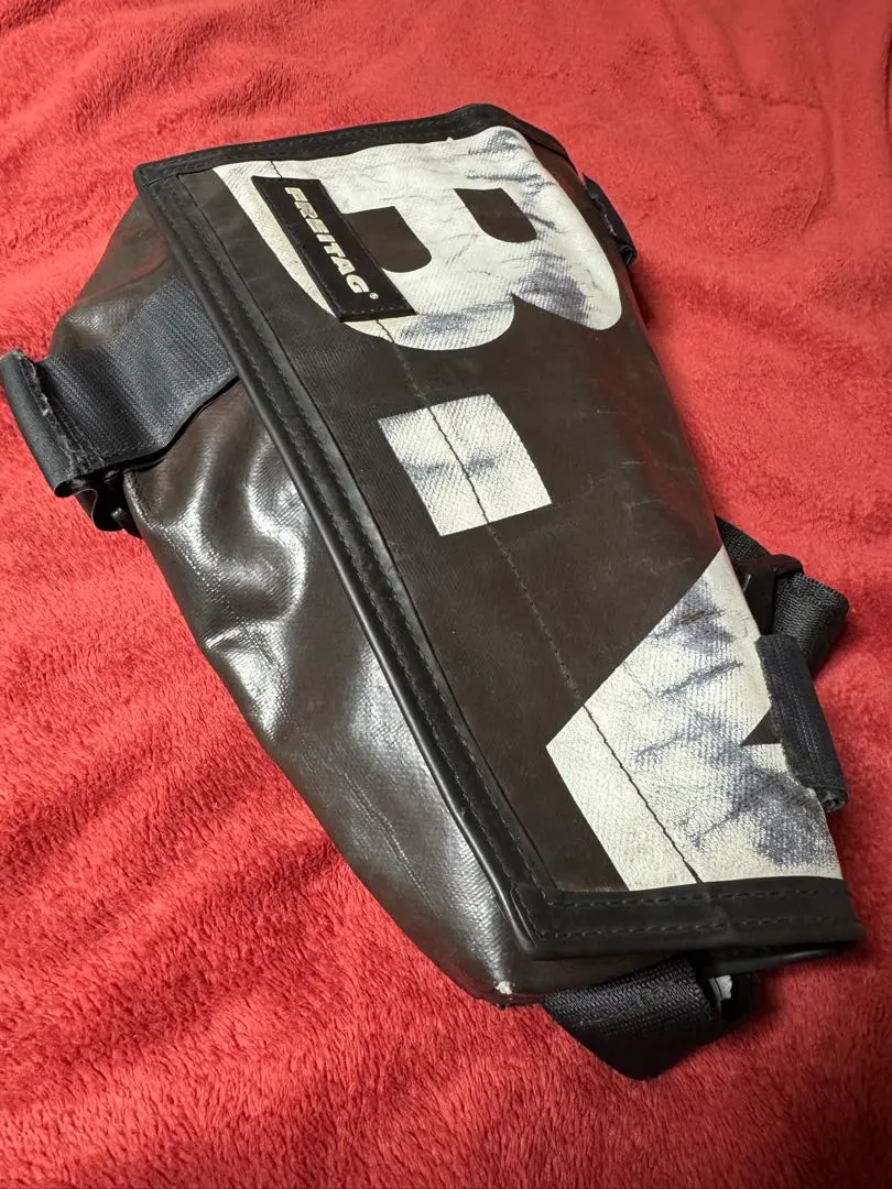 2026年最新】freitag knight riderの人気アイテム - メルカリ