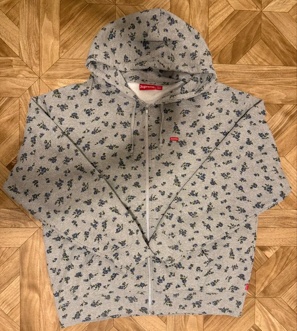 2026年最新】supreme small box zip flowerの人気アイテム - メルカリ