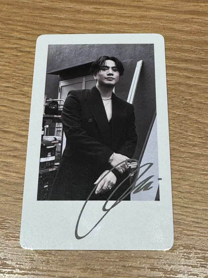 2026年最新】岩田剛典 サイン チェキの人気アイテム - メルカリ