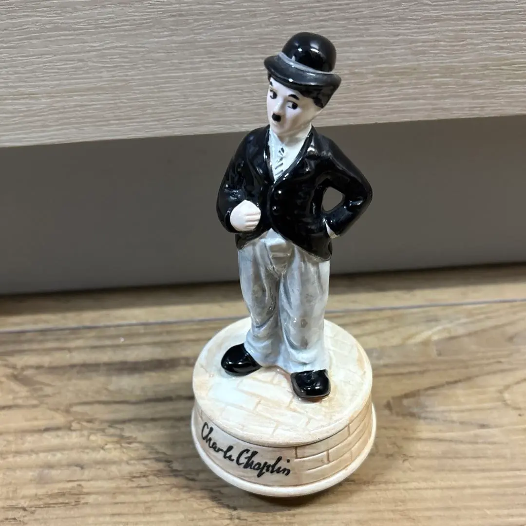 2026年最新】チャップリン 置物の人気アイテム - メルカリ