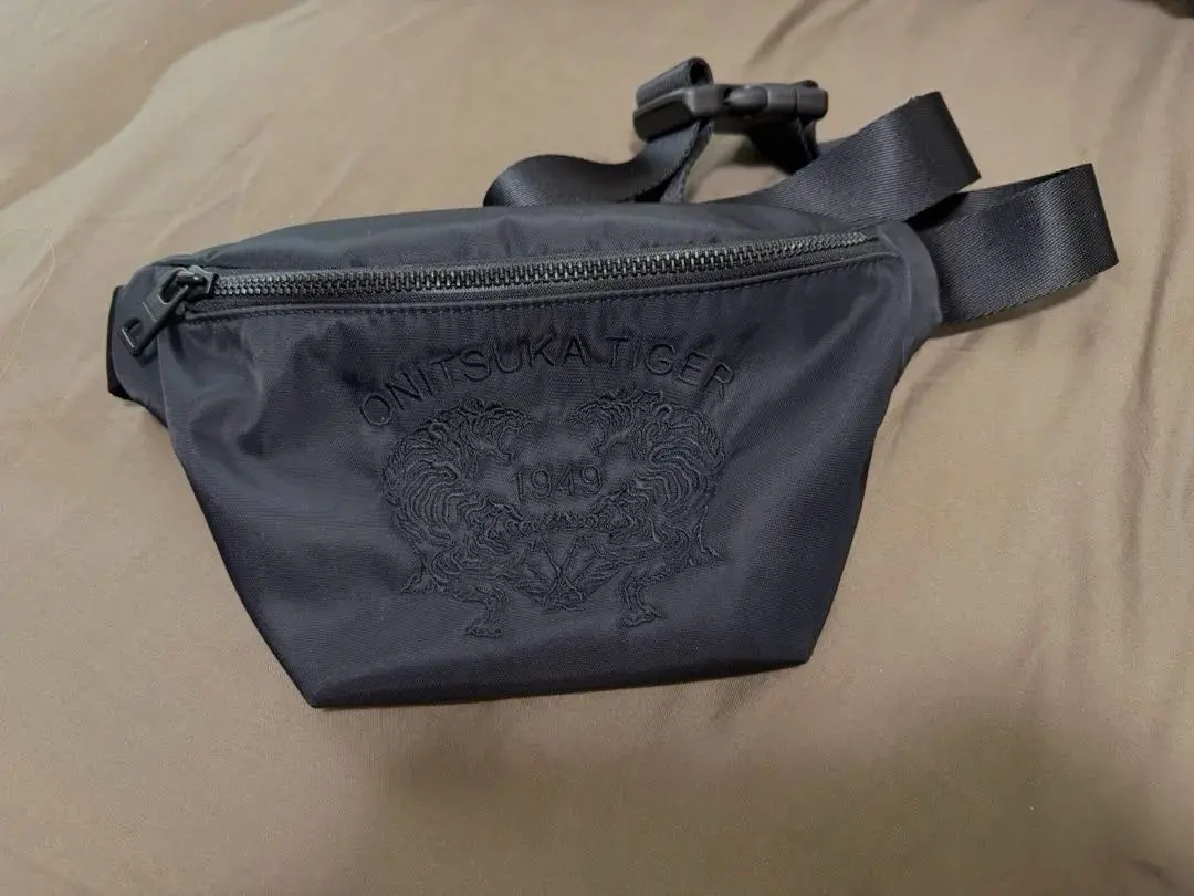 2026年最新】Onitsuka Tiger ボディバッグ・ウエストポーチの人気