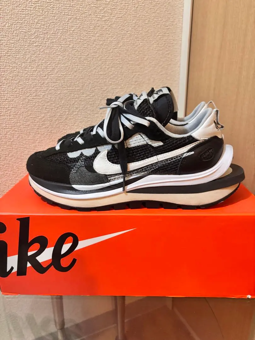 2026年最新】sacai nike vaporwaffle sesameの人気アイテム - メルカリ