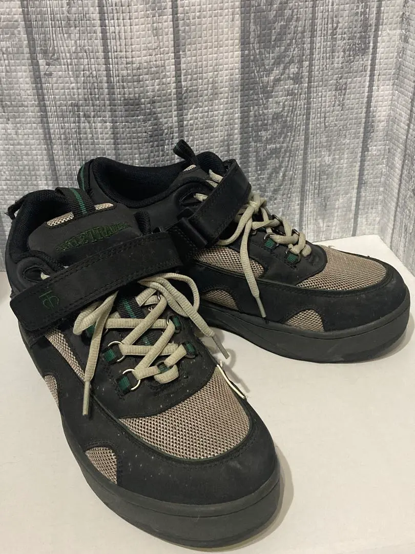 2026年最新】マッスルトレーナー 靴の人気アイテム - メルカリ