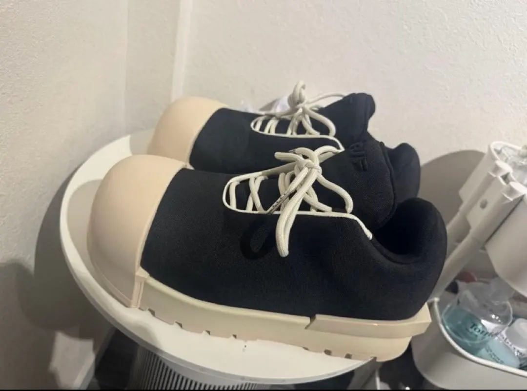 2026年最新】fvvo &rocksta ファースニーカーの人気アイテム - メルカリ