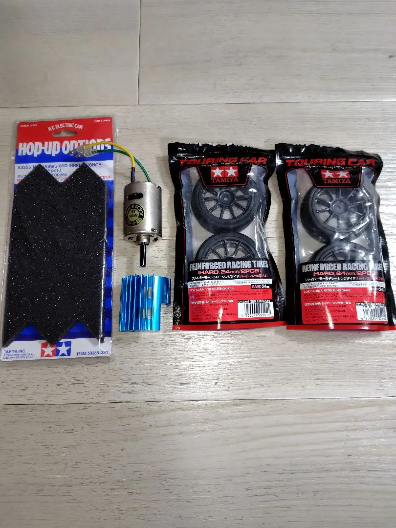 2026年最新】ファイバーモールドタイヤの人気アイテム - メルカリ