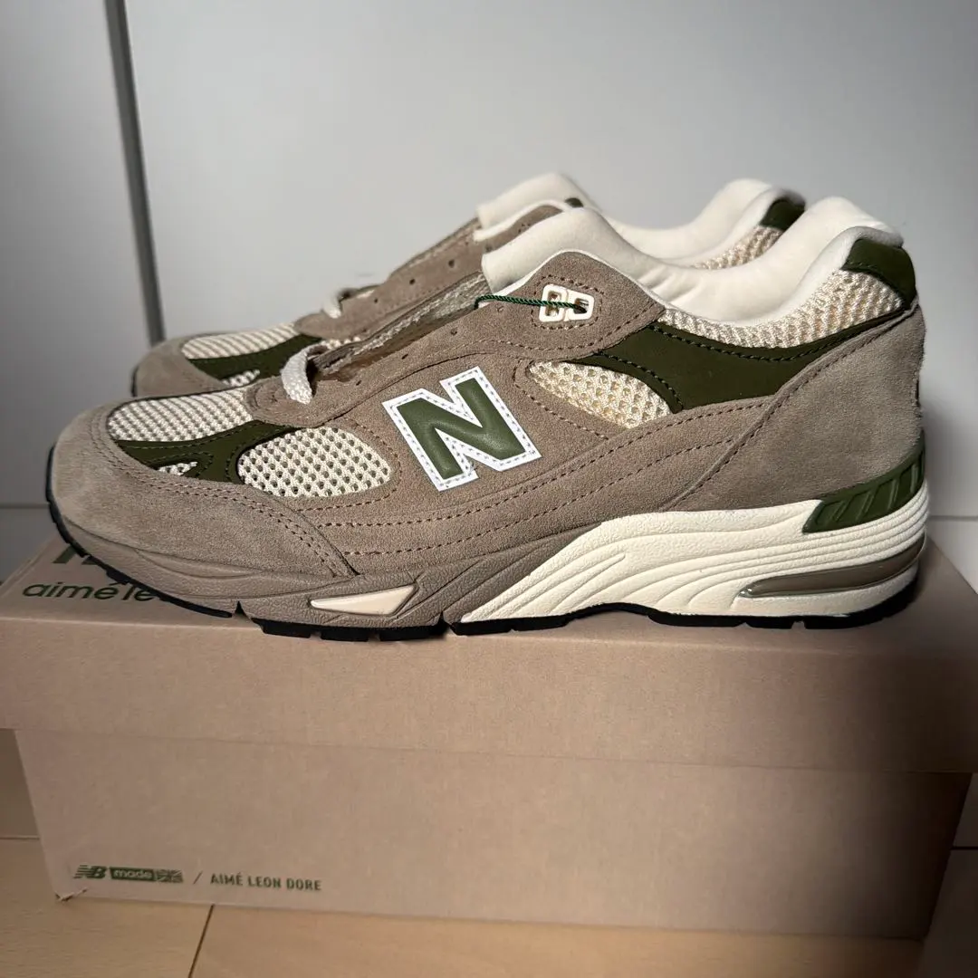 2026年最新】エメレオンドレ ニューバランス 991の人気アイテム - メルカリ