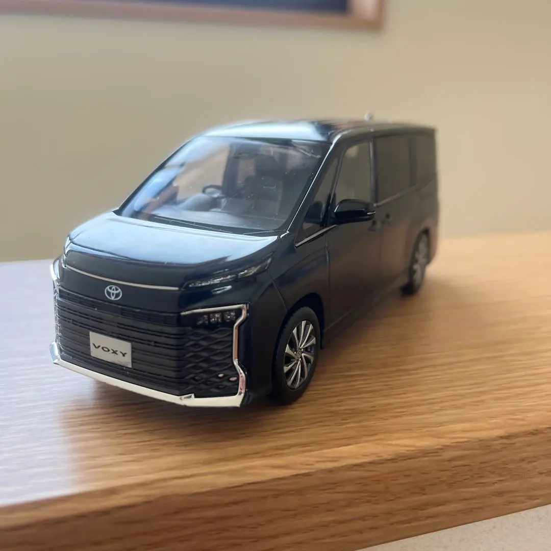 2026年最新】新型ヴォクシー カラーサンプルの人気アイテム - メルカリ