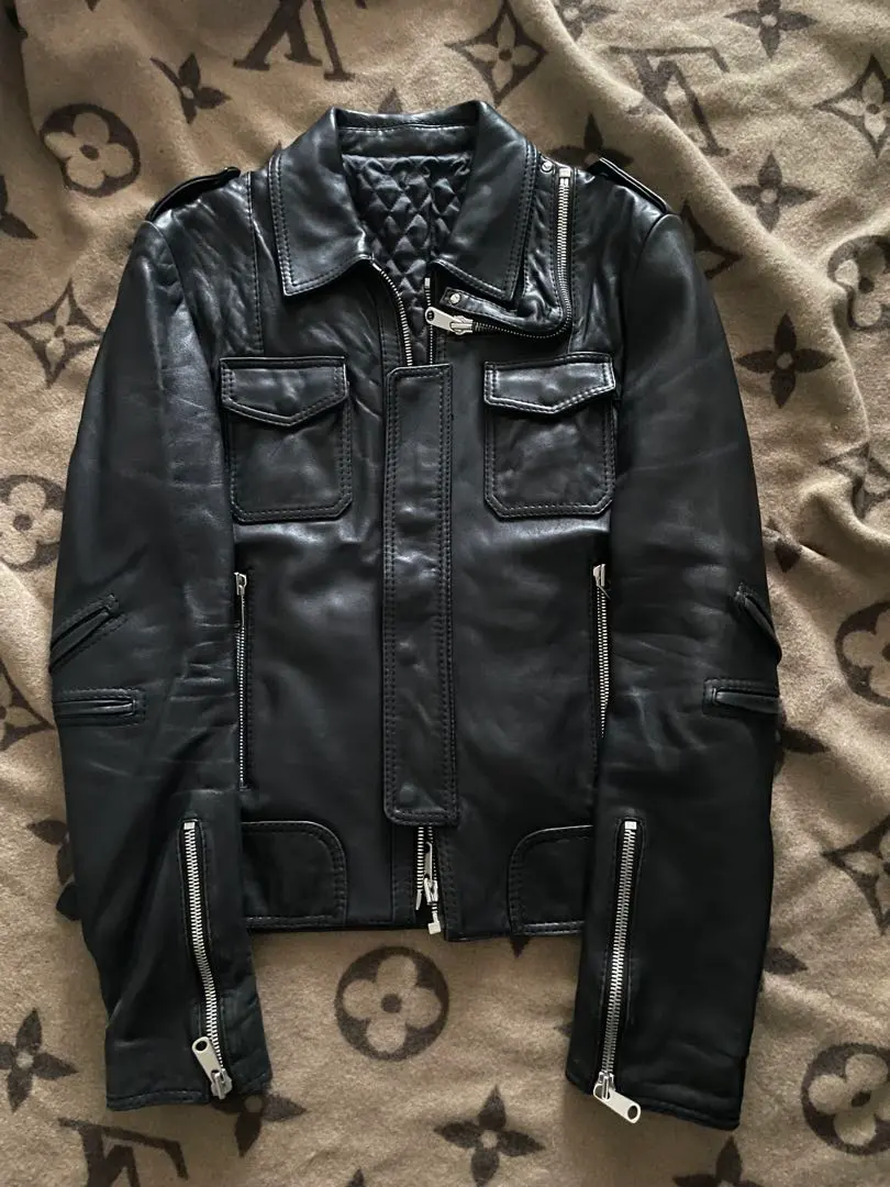 2026年最新】STUD HOMME シングルライダースの人気アイテム - メルカリ