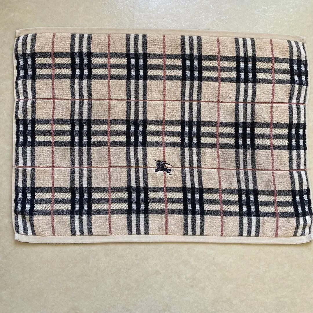 2026年最新】バーバリーバスマットの人気アイテム - メルカリ