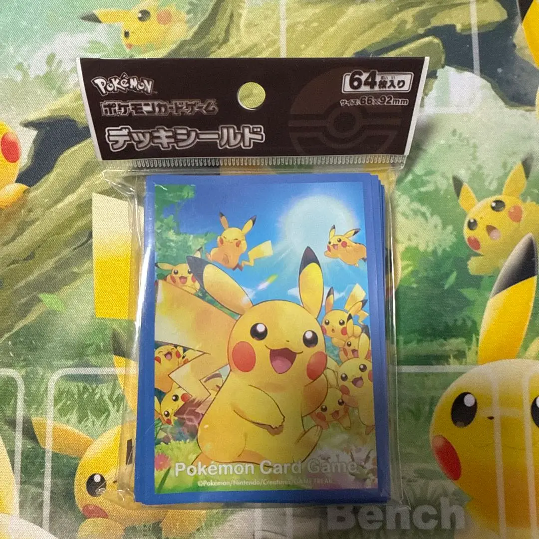 2026年最新】ピカチュウとウッウ デッキシールドの人気アイテム - メルカリ