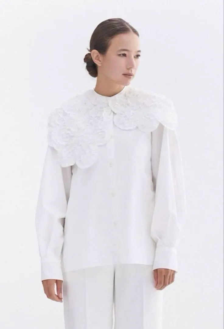 2026年最新】yori ホイップカラーブラウスの人気アイテム - メルカリ