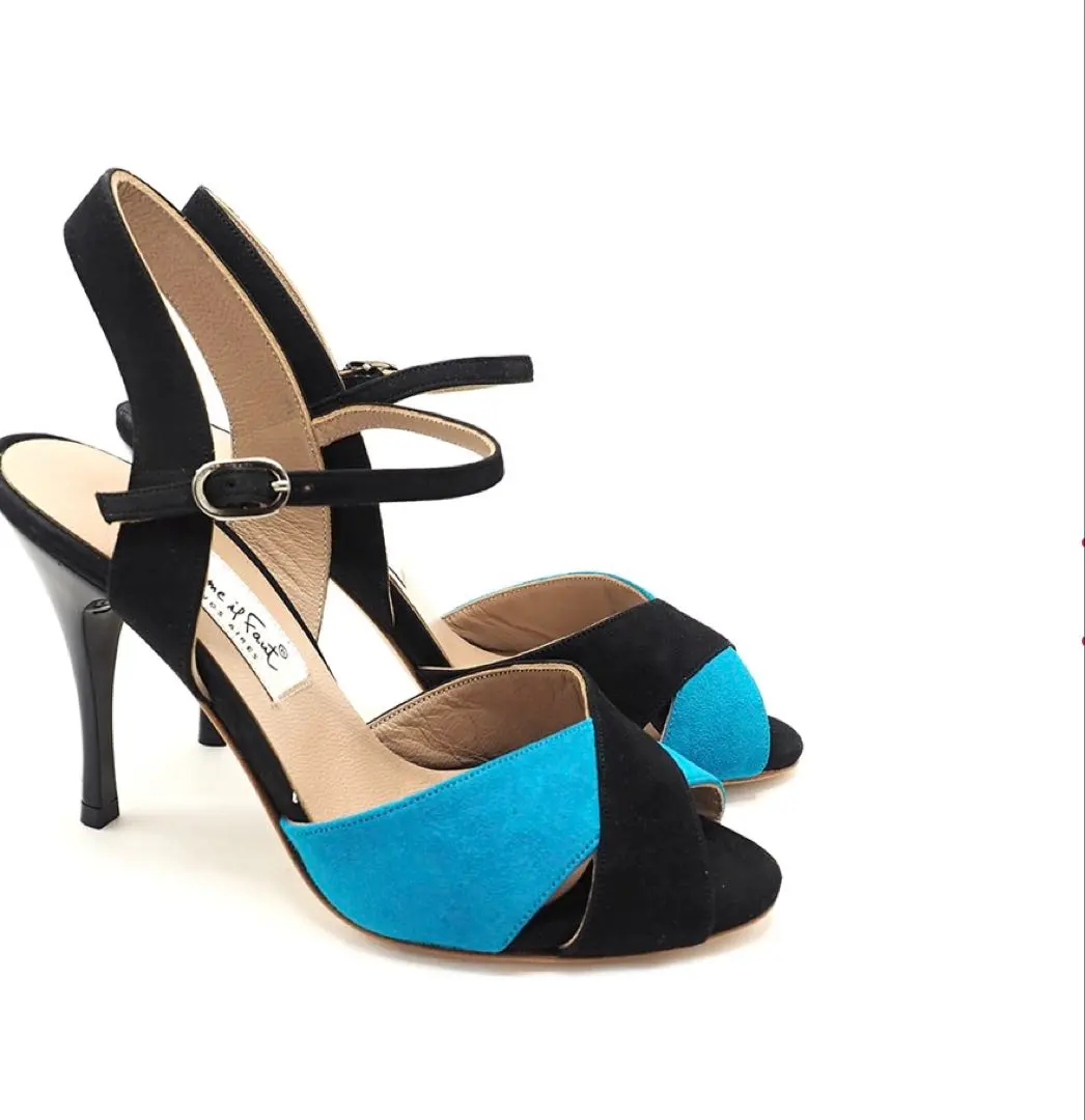 2026年最新】コムイルフォーの人気アイテム - メルカリ