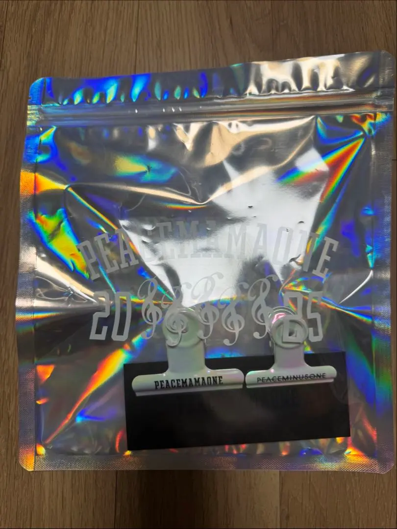 2026年最新】Peaceminusone クリップの人気アイテム - メルカリ