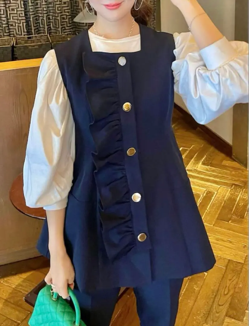 2026年最新】ヘヨン ジレの人気アイテム - メルカリ