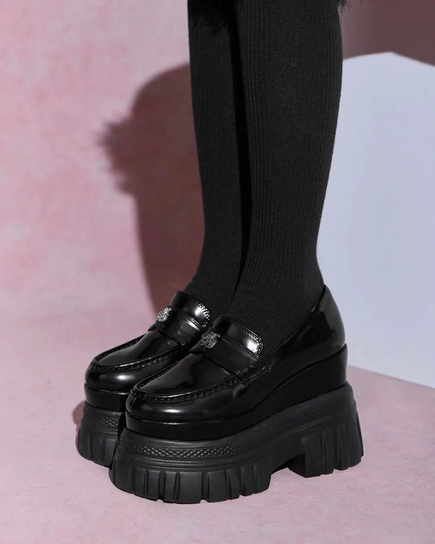 2026年最新】michellMacaron ローファー・革靴の人気アイテム - メルカリ