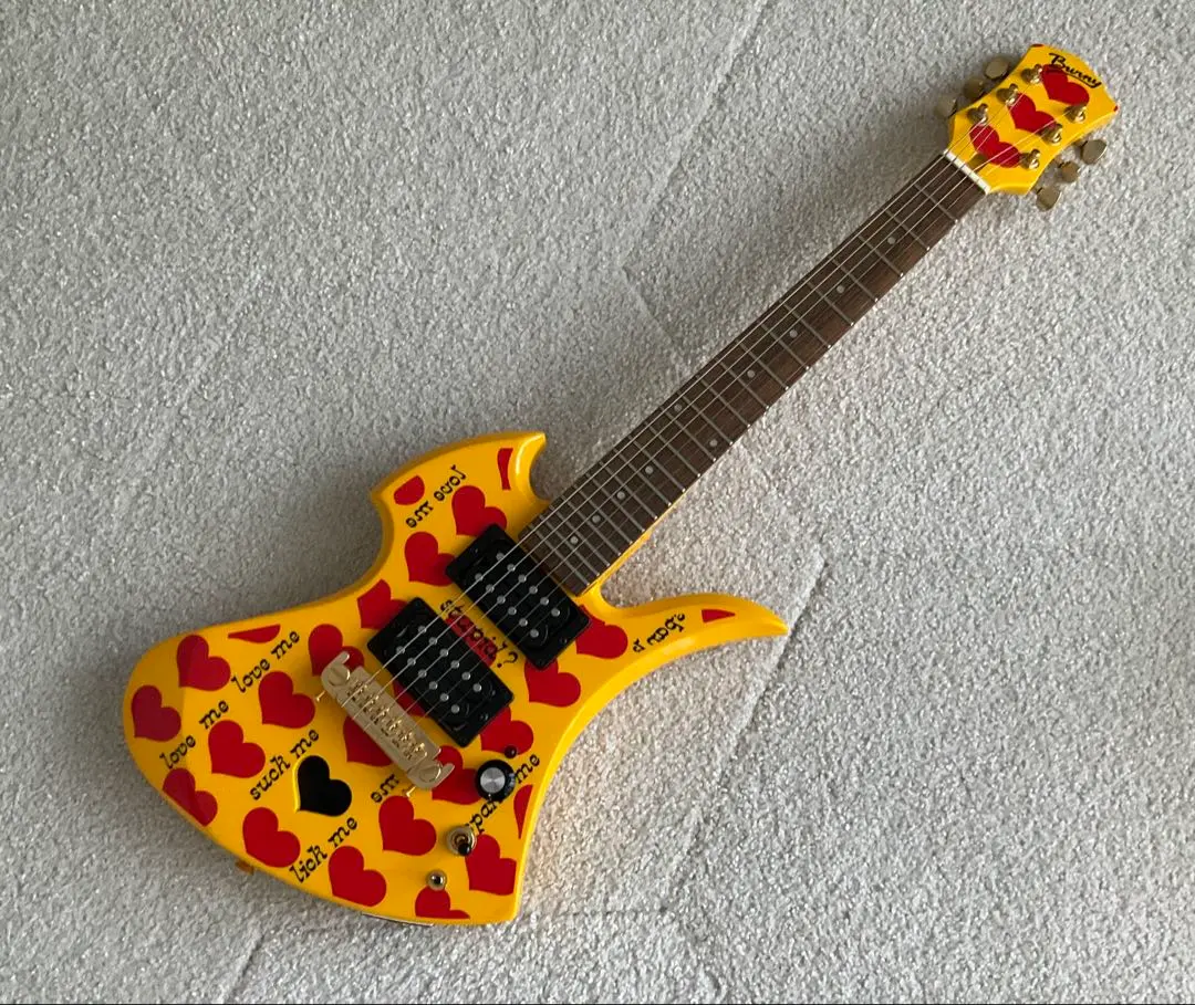 2026年最新】fernandes yellow heart-zoの人気アイテム - メルカリ