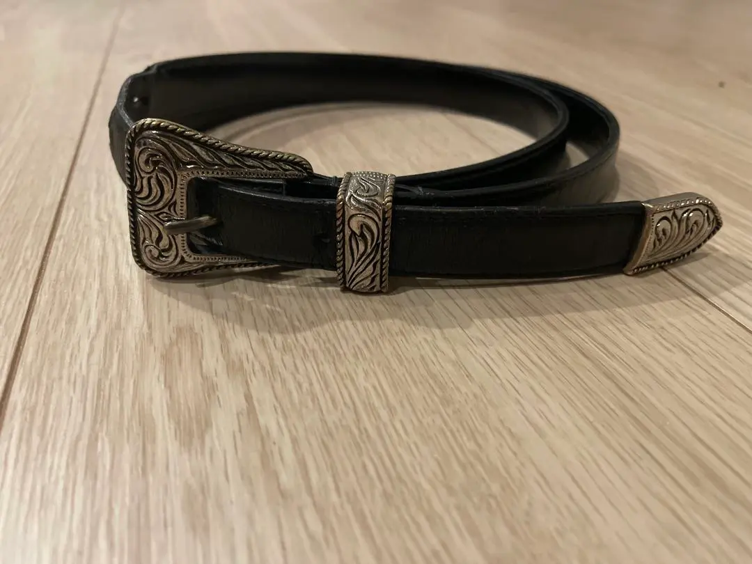 2026年最新】ウエスタンベルト サンローランの人気アイテム - メルカリ