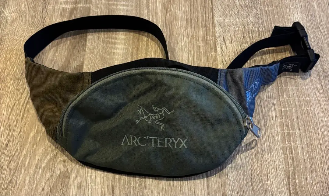 2026年最新】アークテリクス アーバンファニーの人気アイテム - メルカリ