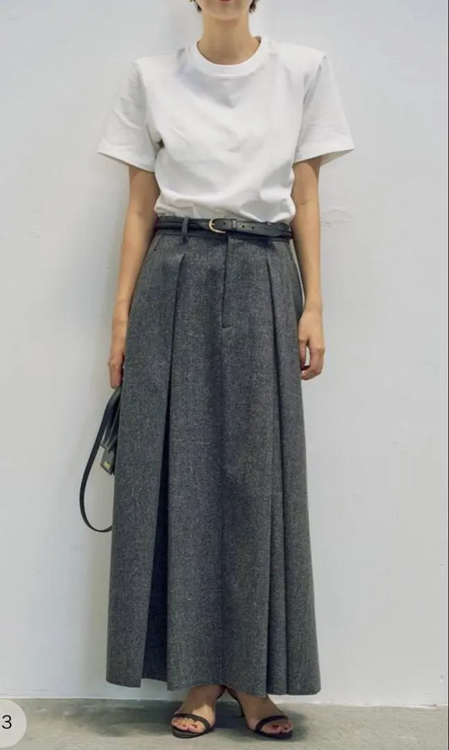 2026年最新】r'iam tweedボンディング スカートの人気アイテム - メルカリ
