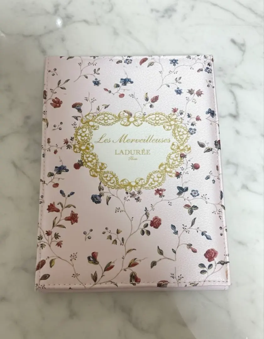 2026年最新】ラデュレ 手鏡の人気アイテム - メルカリ