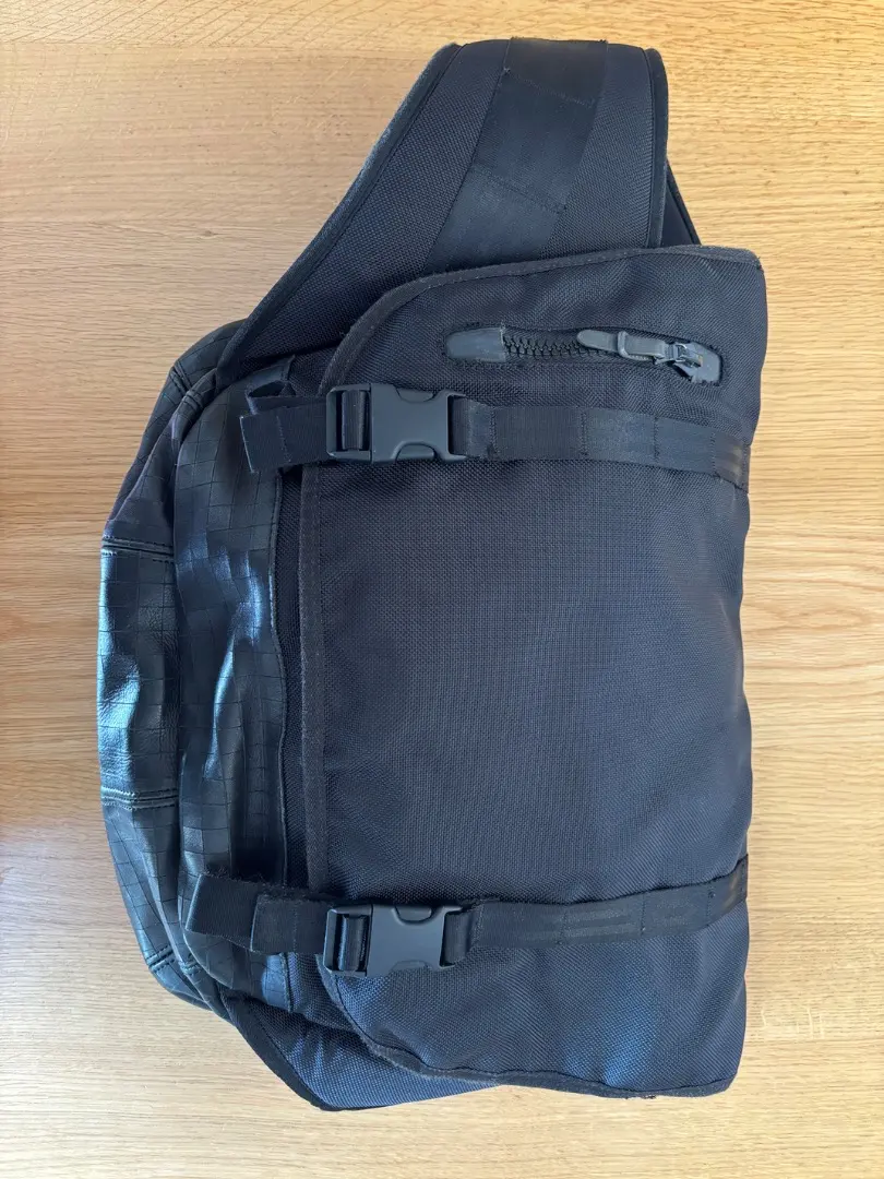 2026年最新】メッセンジャーバッグ visvimの人気アイテム - メルカリ