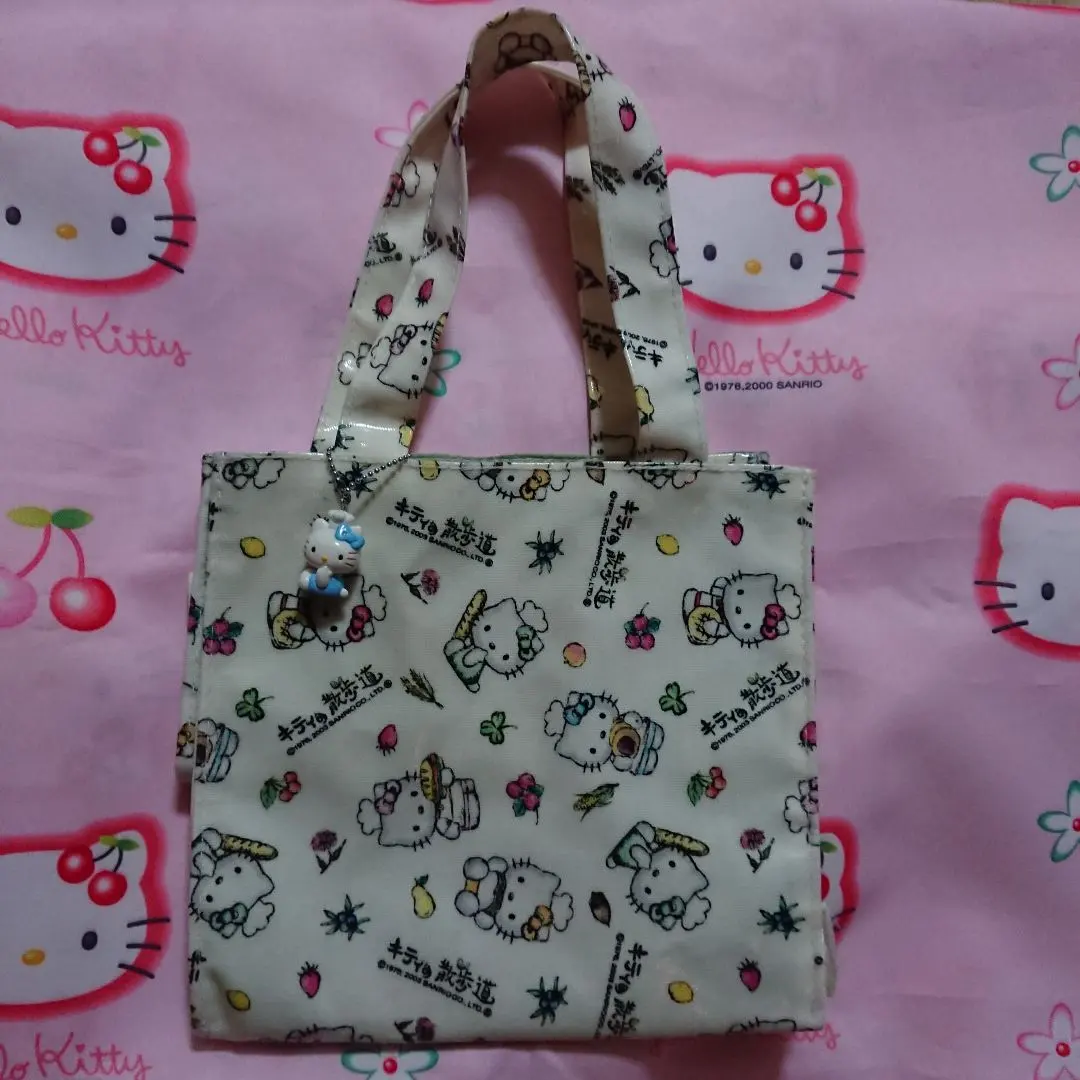 2026年最新】キティの散歩道の人気アイテム - メルカリ