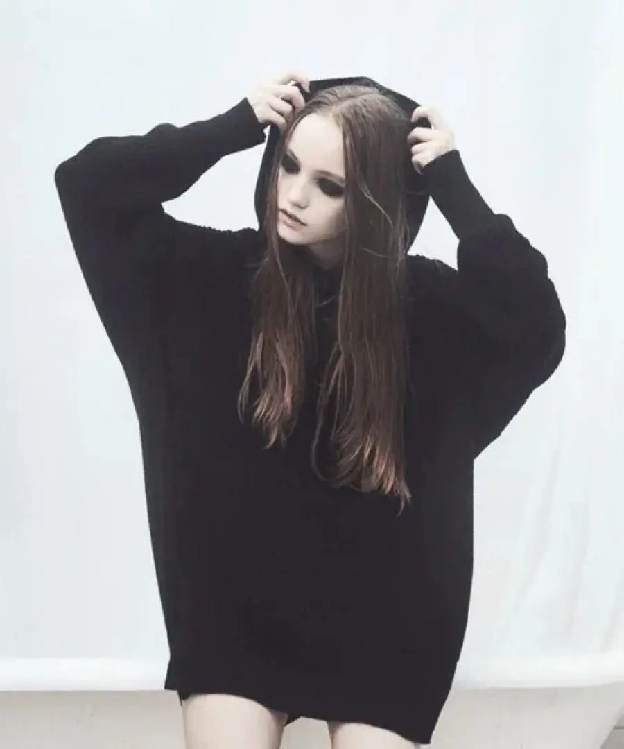 2026年最新】nil due nil un パーカーの人気アイテム - メルカリ