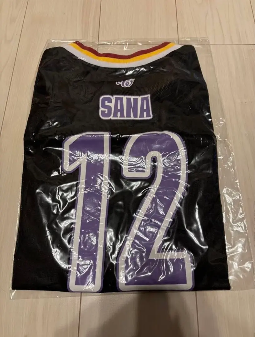 2026年最新】twice ユニフォームシャツ サナの人気アイテム - メルカリ