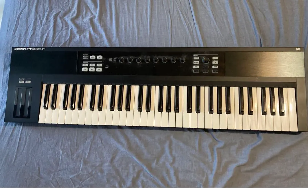 2026年最新】KOMPLETE KONTROL s61の人気アイテム - メルカリ