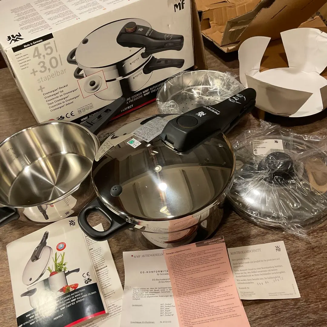 2026年最新】WMF 圧力鍋4.5Lの人気アイテム - メルカリ