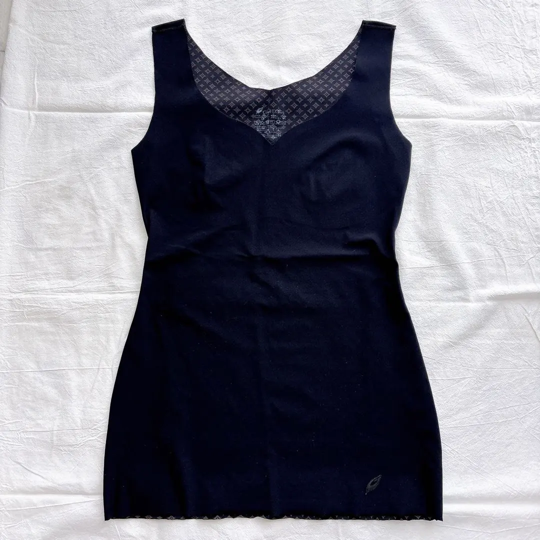 2026年最新】グラントイーワンズ ブラトップの人気アイテム - メルカリ