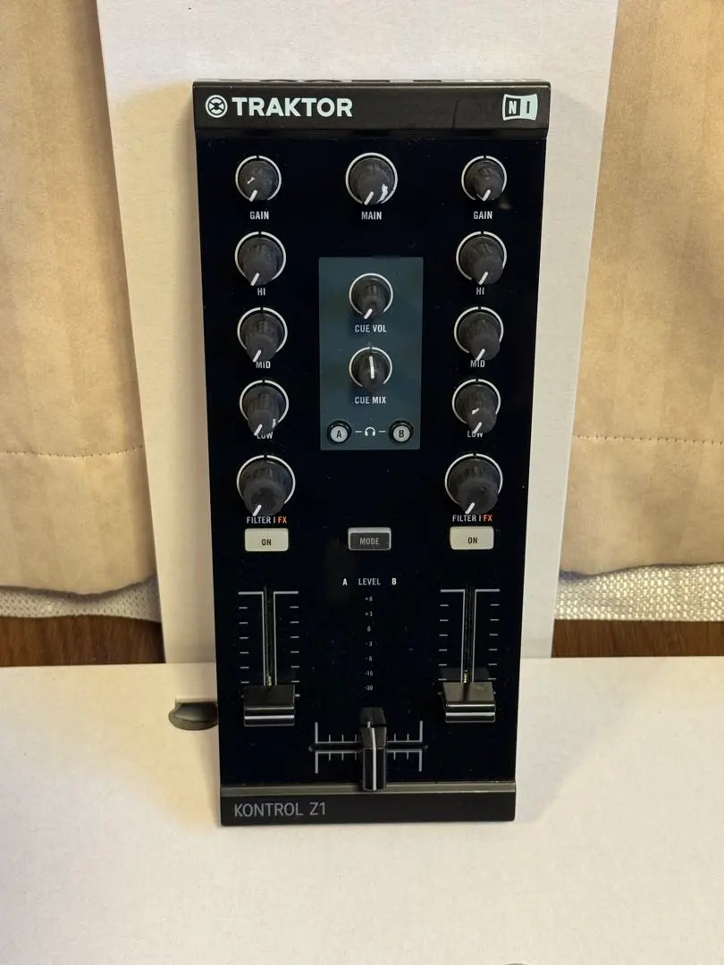 2026年最新】traktor kontrol z1の人気アイテム - メルカリ