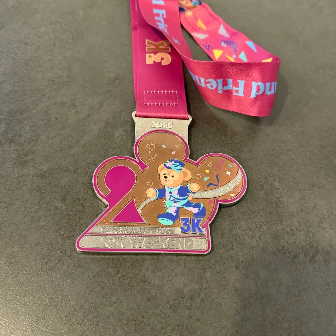 2026年最新】ディズニー メダル マラソンの人気アイテム - メルカリ