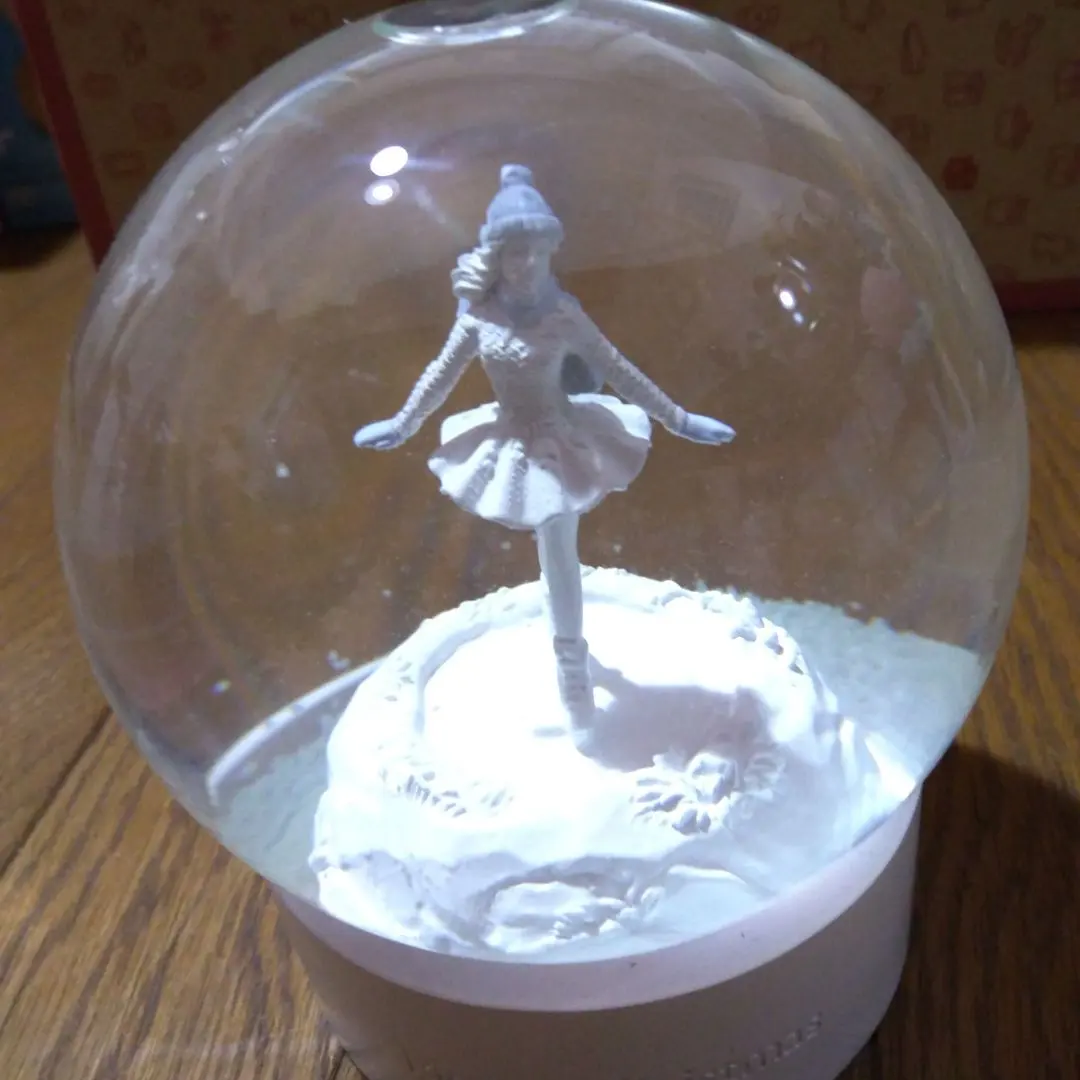 2026年最新】スノードーム ウェッジウッドの人気アイテム - メルカリ