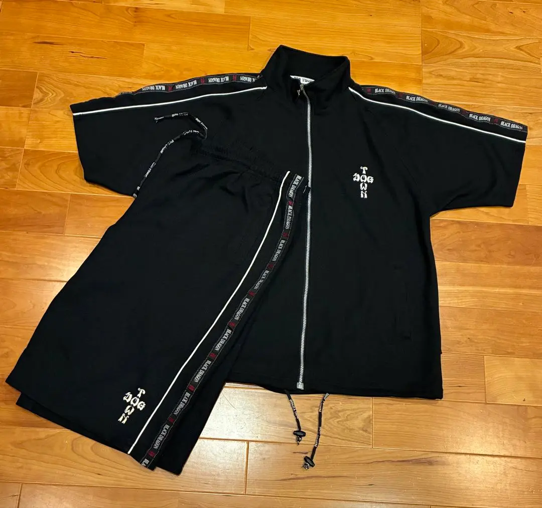 2026年最新】DOGTOWN セットアップの人気アイテム - メルカリ