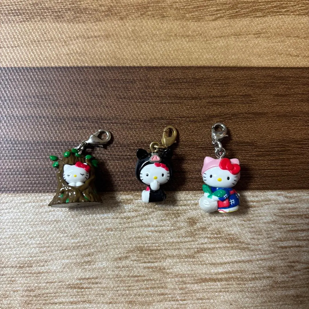 2026年最新】鹿児島限定黒豚キティの人気アイテム - メルカリ