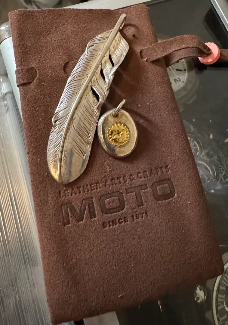 2026年最新】moto フェザー ネックレスの人気アイテム - メルカリ
