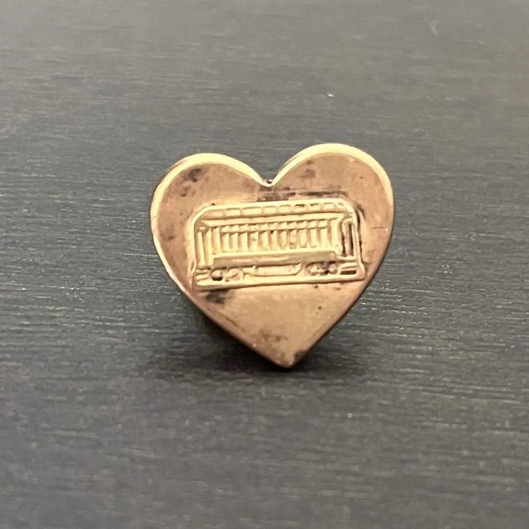 2026年最新】carhartt チェンジボタンの人気アイテム - メルカリ