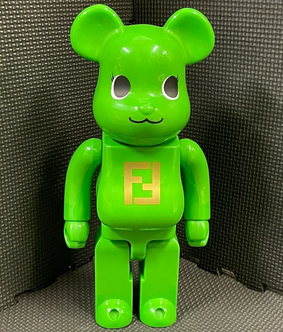 2026年最新】FENDI ベアブリックの人気アイテム - メルカリ