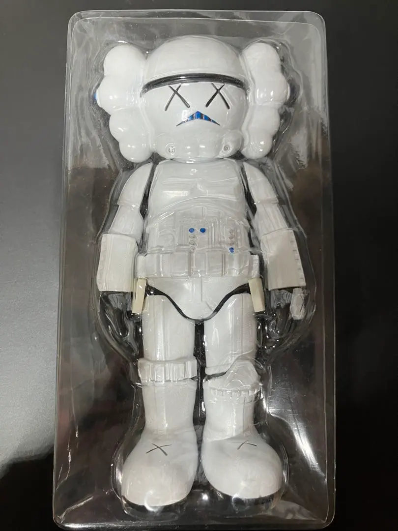 2026年最新】ソフビ kawsの人気アイテム - メルカリ