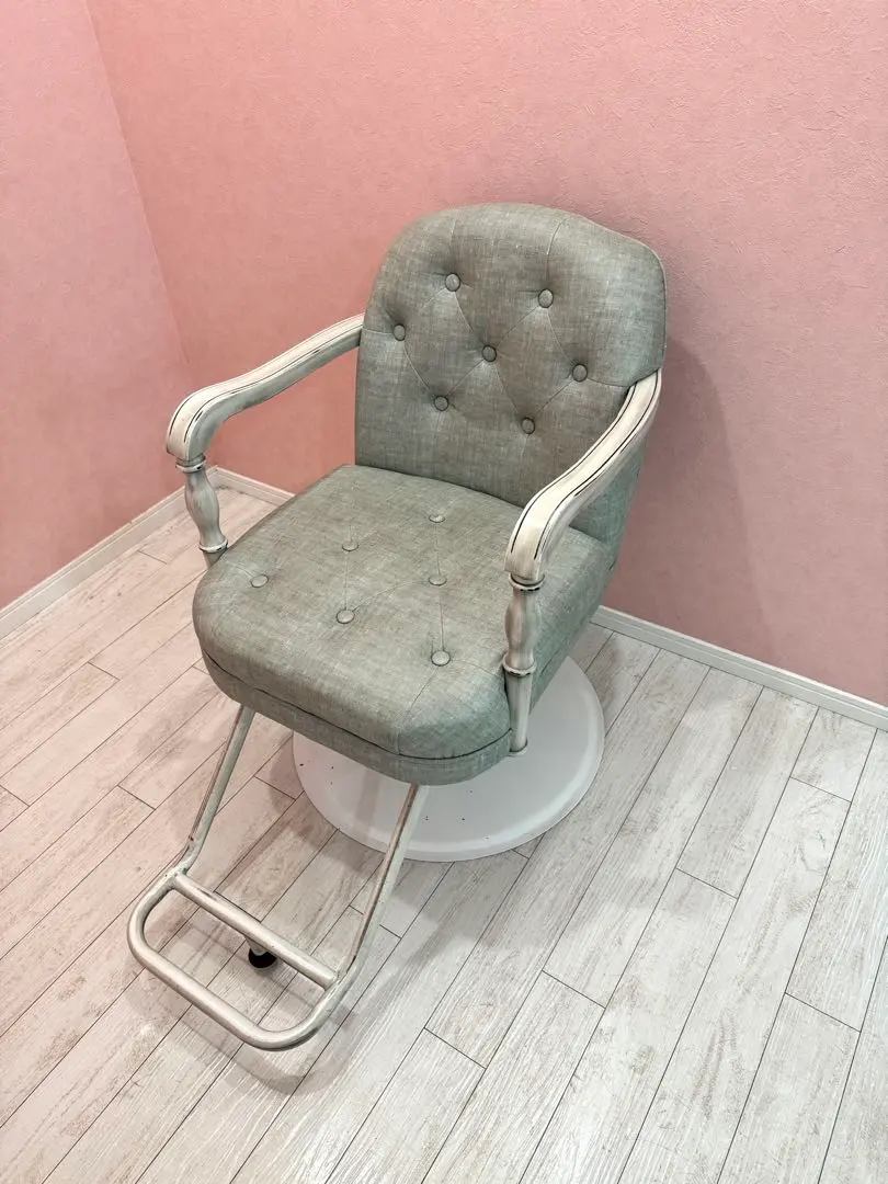 2026年最新】スタイリングチェア 美容室の人気アイテム - メルカリ