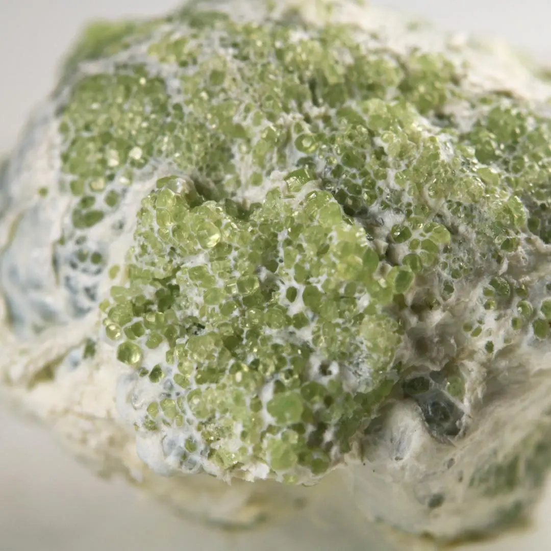 2026年最新】デマントイドガーネット原石標本の人気アイテム - メルカリ