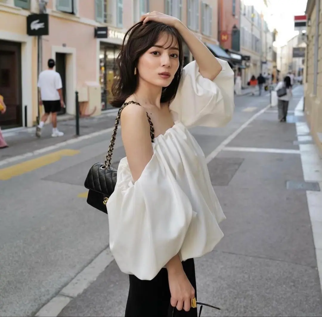 2026年最新】anuans ボリュームバルーントップスの人気アイテム - メルカリ