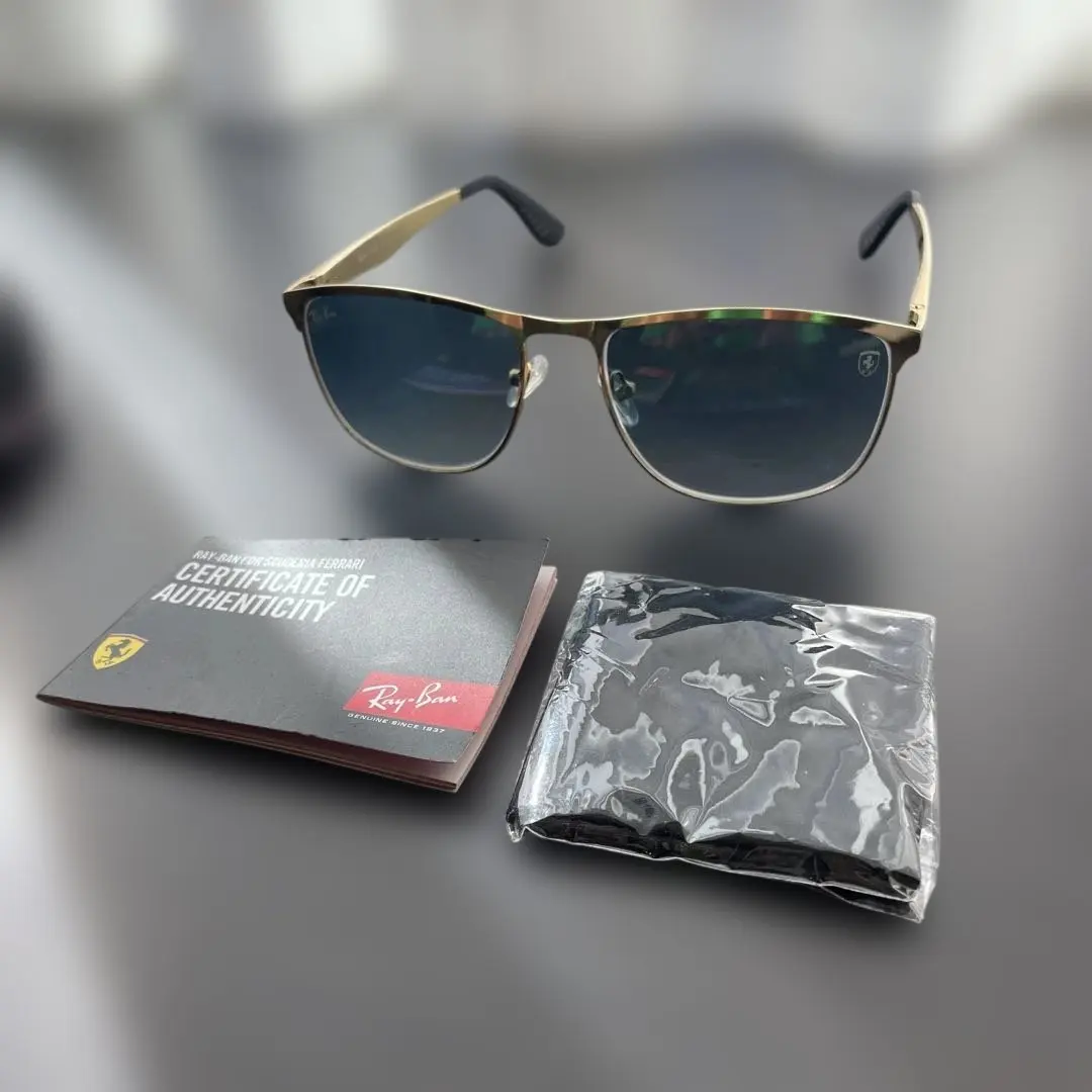 2026年最新】フェラーリ レイバンの人気アイテム - メルカリ