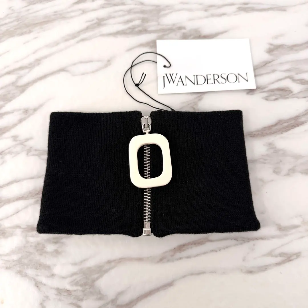 2026年最新】jw anderson ネックウォーマーの人気アイテム - メルカリ