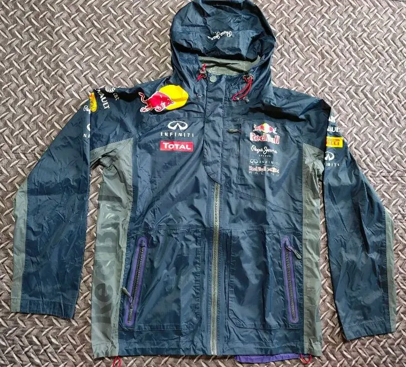 2026年最新】INFINITI RedBullの人気アイテム - メルカリ